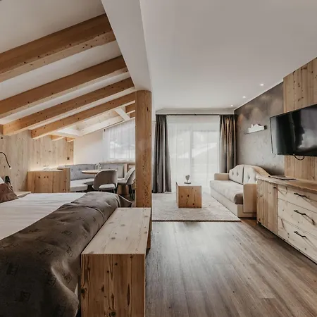 Freina Mountain Lifestyle Sëlva di Val Gardena